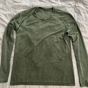 Men’s Lululemon Metal Vent Tech long sleeve M